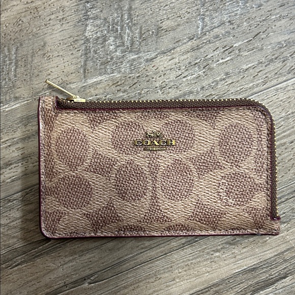 Coach Handbags - 4705 Coach brown signature zip card holder 674705